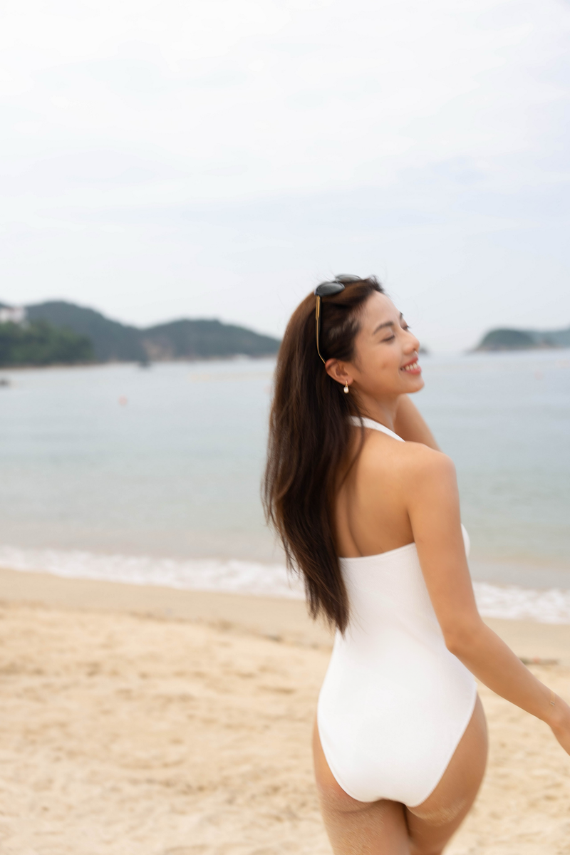 Strapless Plain White Swimsuit