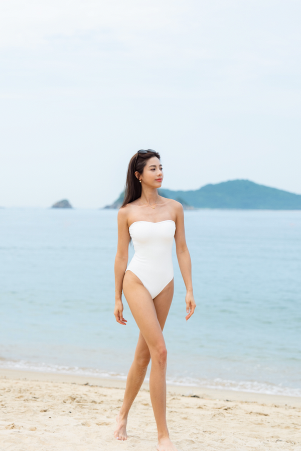 Strapless Plain White Swimsuit